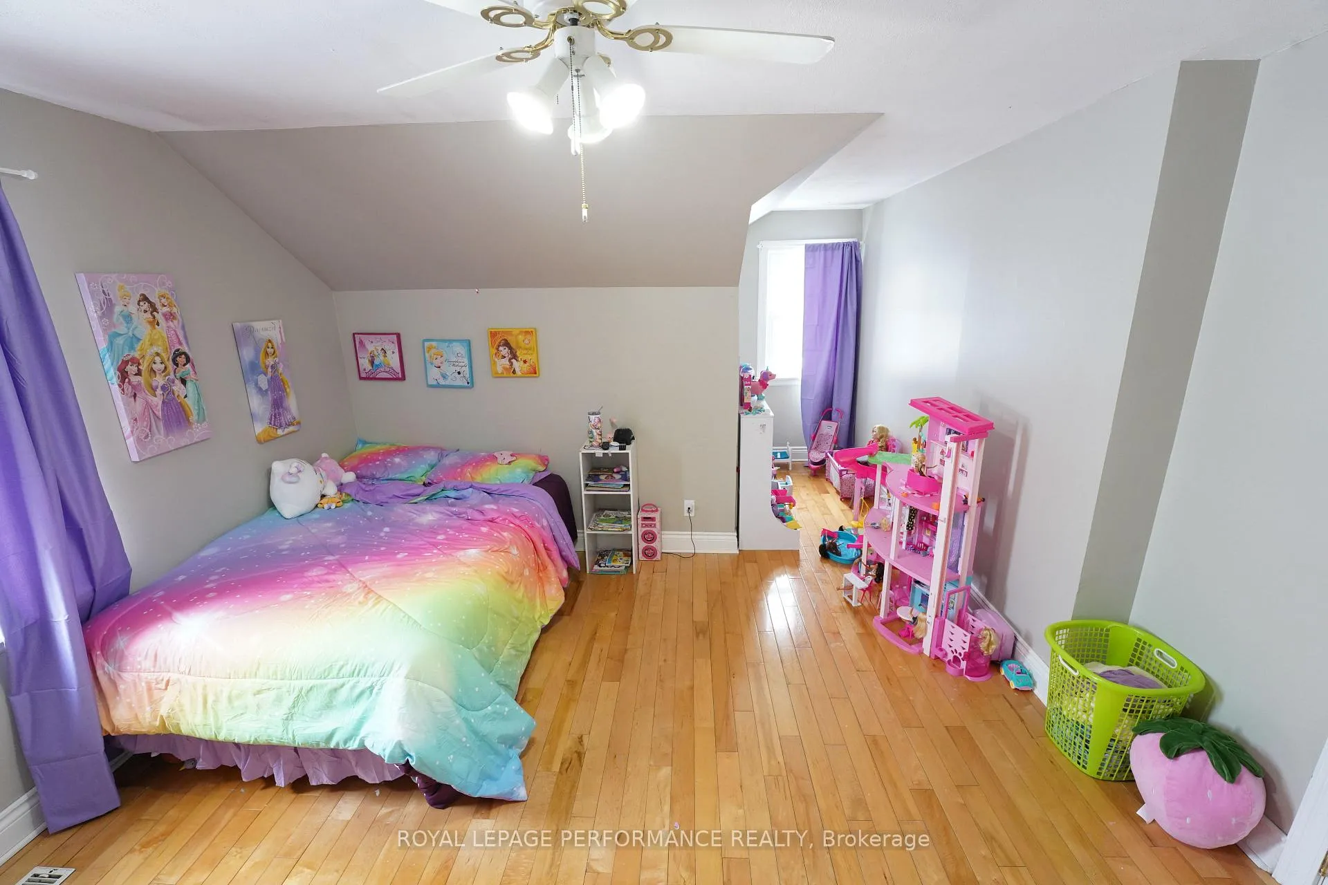 Photo 19 of 209 Anthony Street, Cornwall — HOMEH