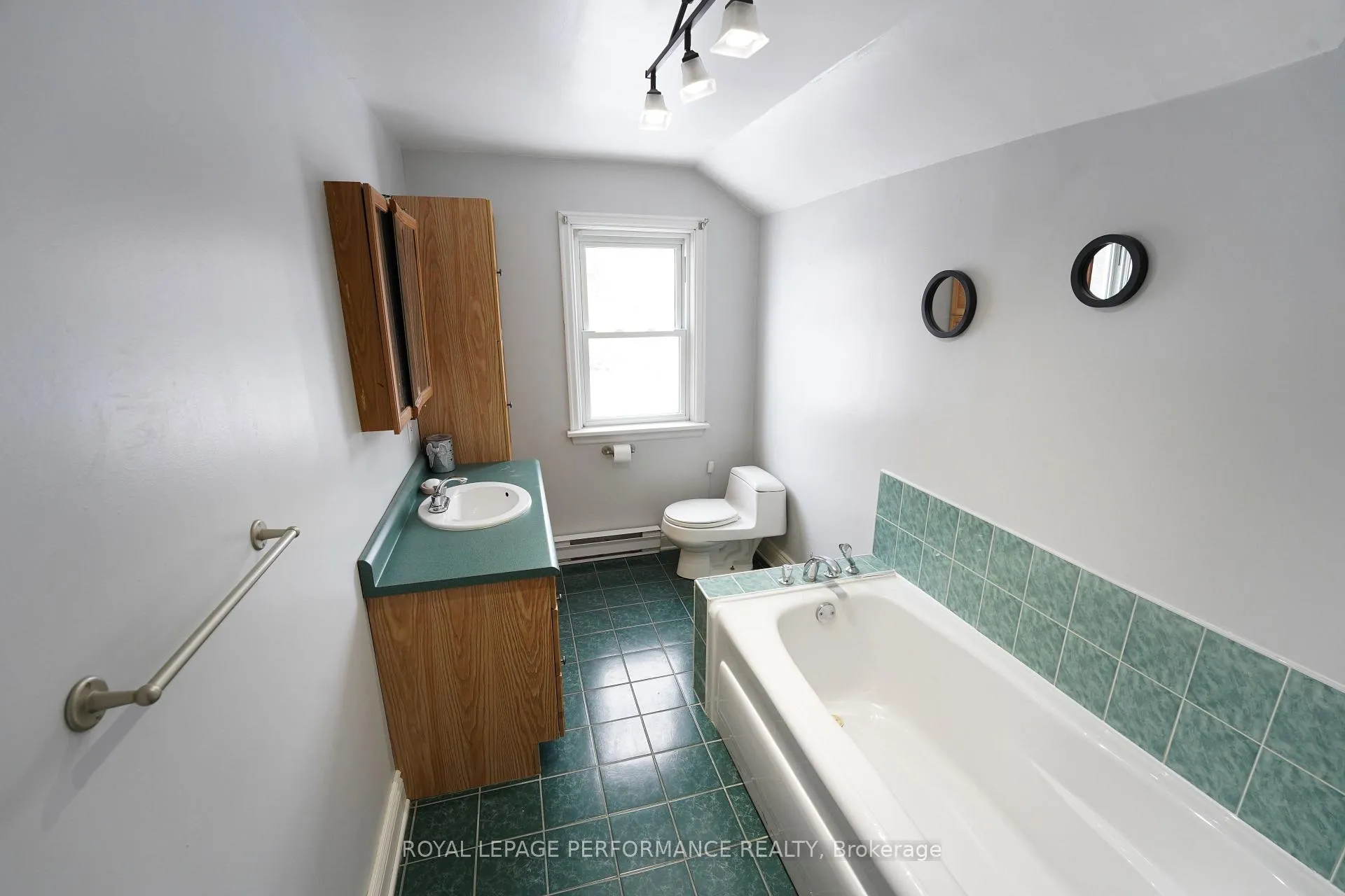 Photo 20 of 209 Anthony Street, Cornwall — HOMEH