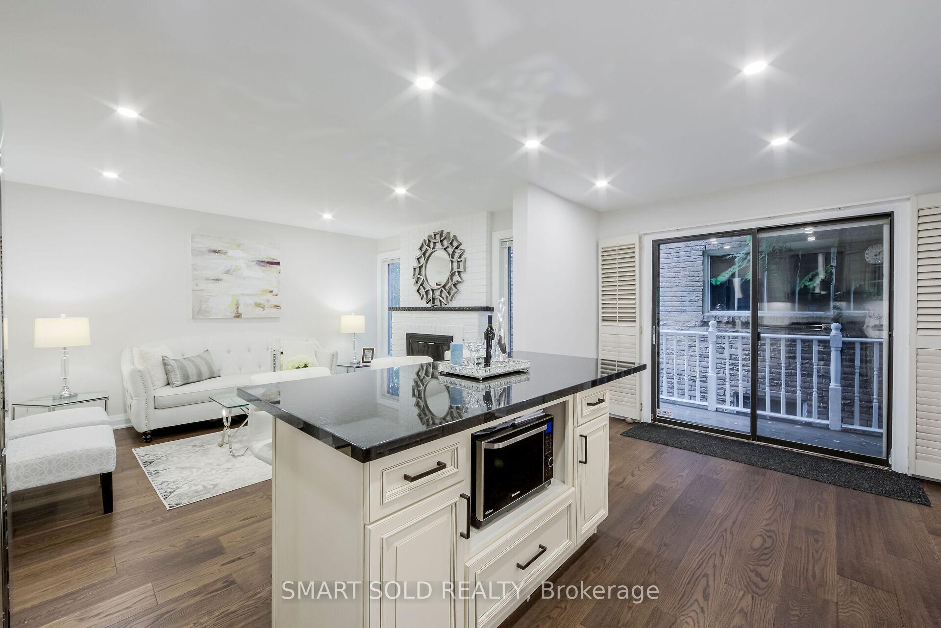 Photo 18 of 1 Tiffany Gate, Richmond Hill, South Richvale — HOMEH
