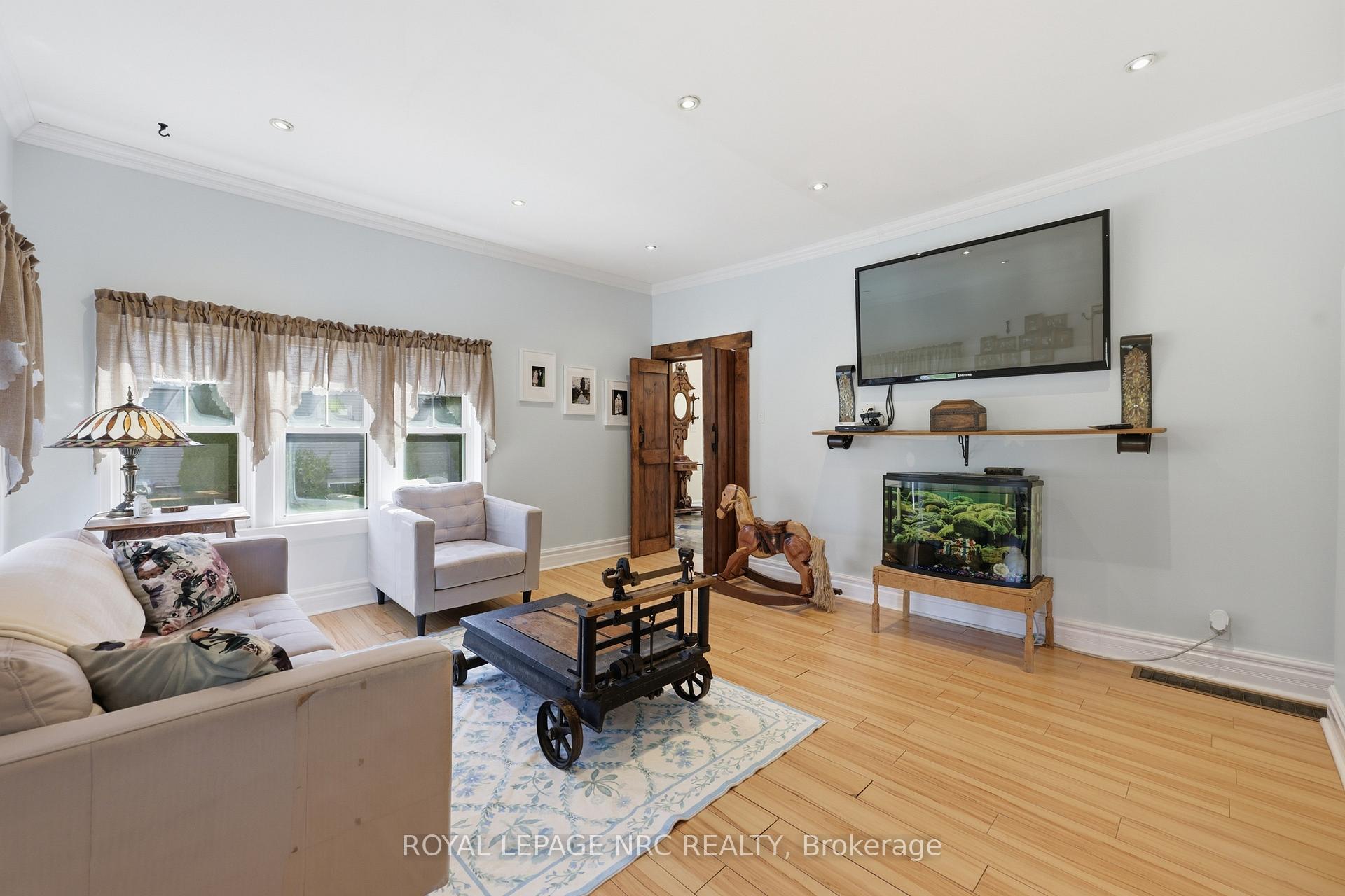 Photo 8 of 776 Canboro Road, Pelham, Fenwick — HOMEH