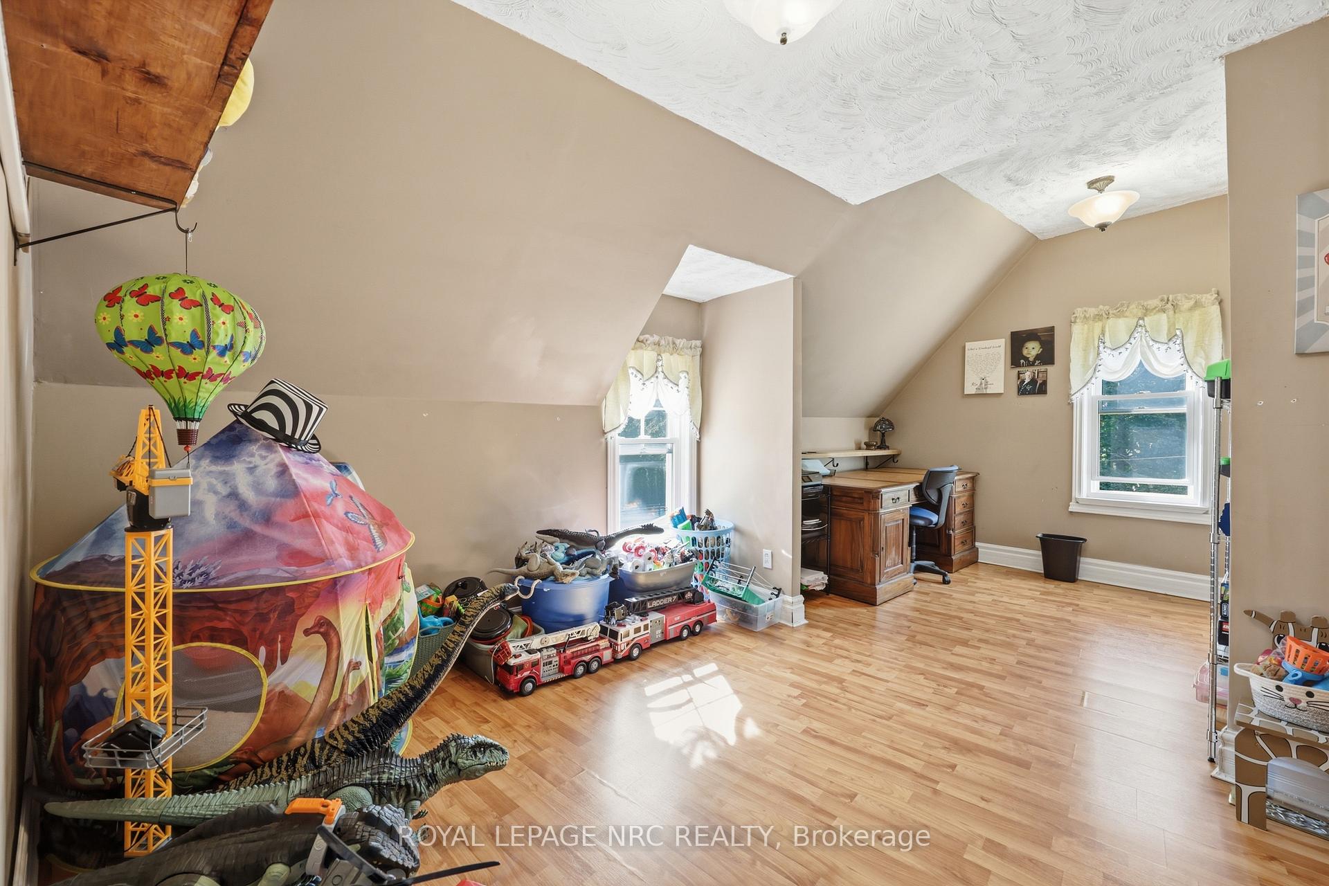 Photo 21 of 776 Canboro Road, Pelham, Fenwick — HOMEH