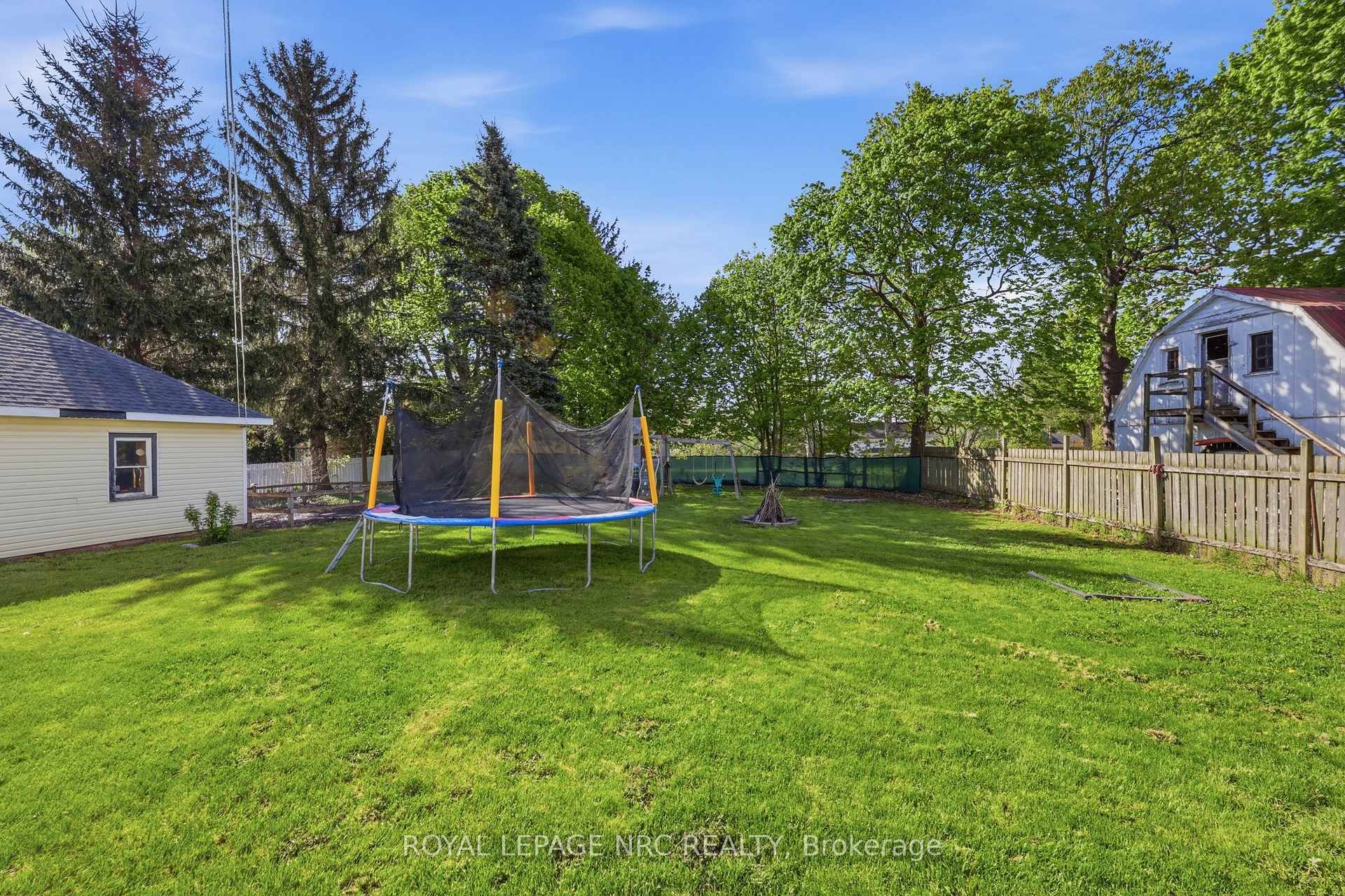 Photo 26 of 776 Canboro Road, Pelham, Fenwick — HOMEH