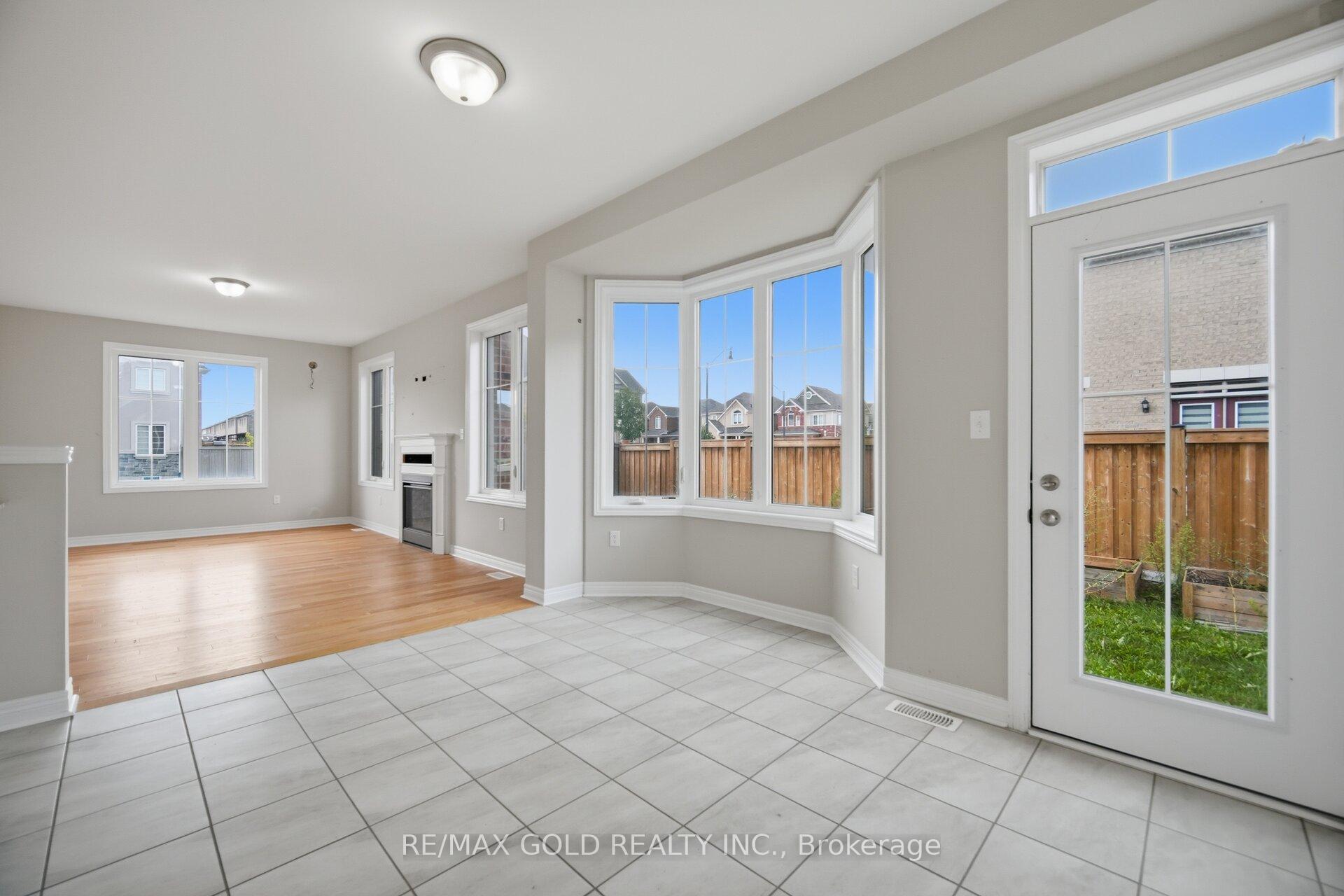 Photo 5 of 473 Veterans Drive, Brampton, Northwest Brampton — HOMEH