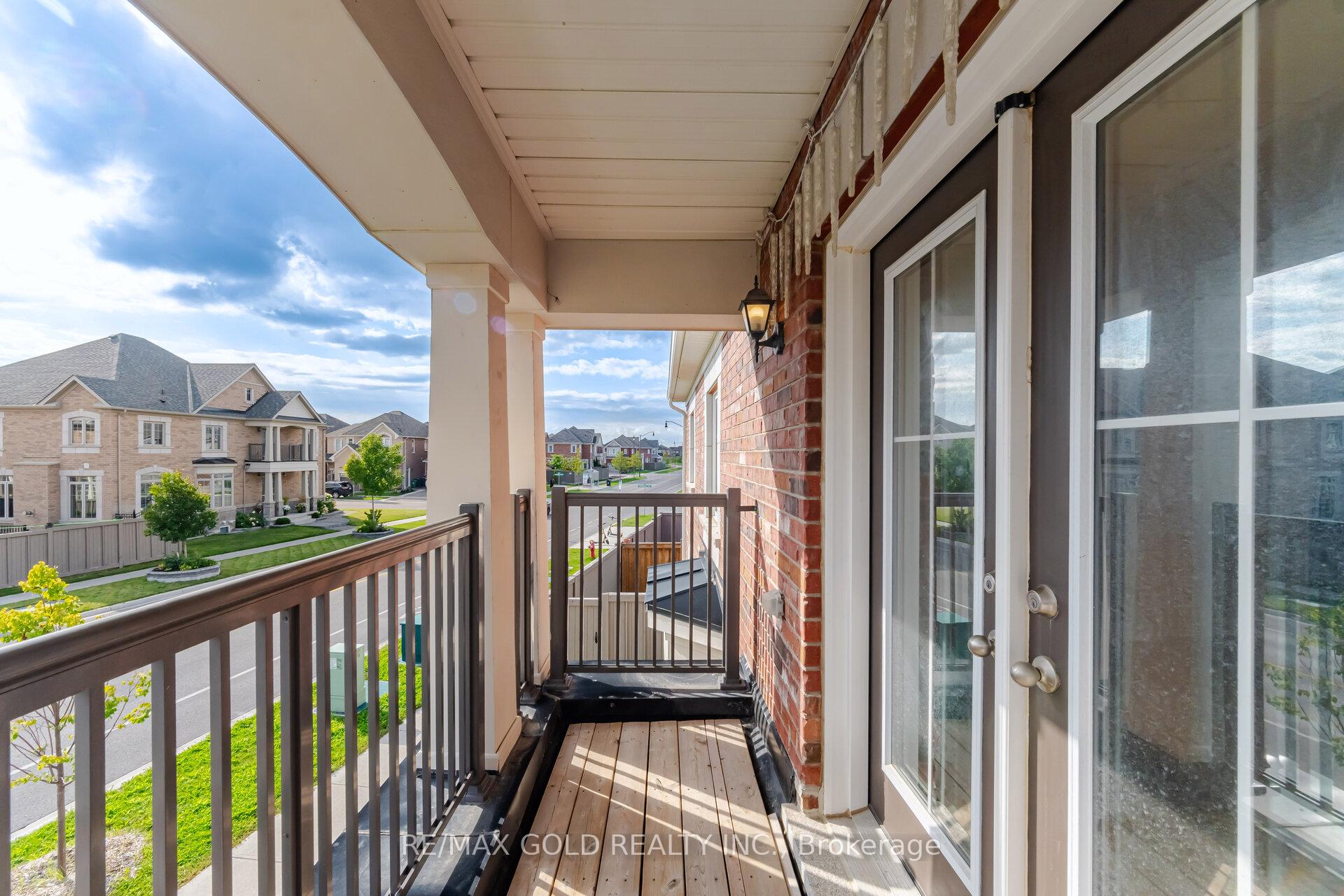 Photo 12 of 473 Veterans Drive, Brampton, Northwest Brampton — HOMEH