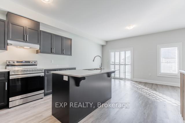 Photo 18 of 21 Bayberry Lane, Hamilton, Mount Hope — HOMEH