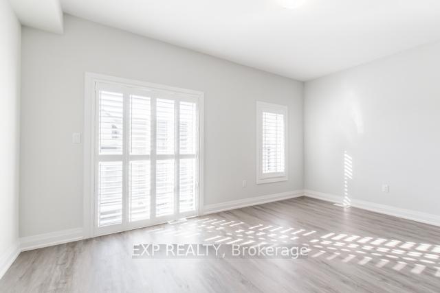 Photo 24 of 21 Bayberry Lane, Hamilton, Mount Hope — HOMEH