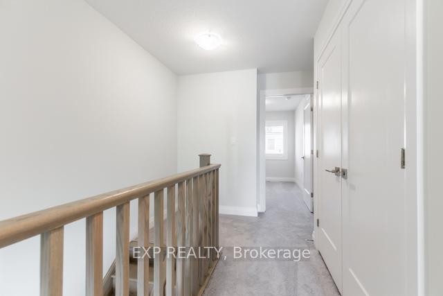 Photo 30 of 21 Bayberry Lane, Hamilton, Mount Hope — HOMEH
