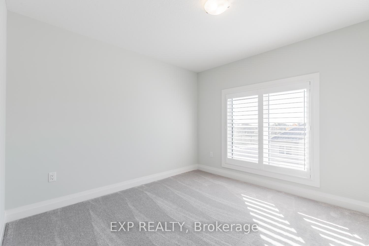 Photo 32 of 21 Bayberry Lane, Hamilton, Mount Hope — HOMEH