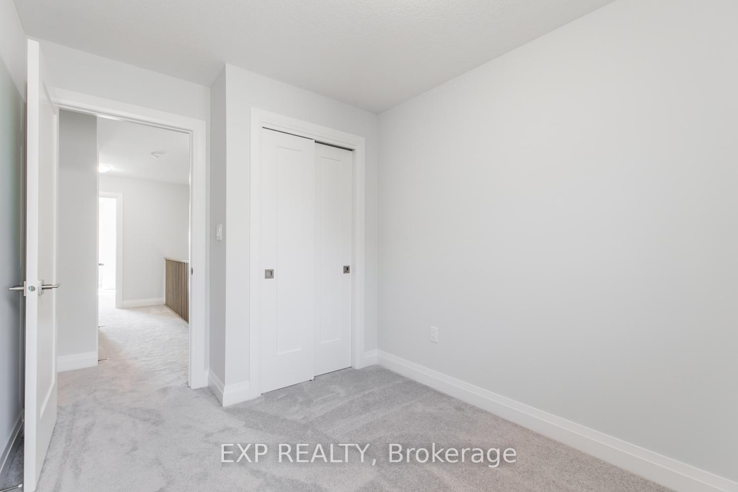 Photo 37 of 21 Bayberry Lane, Hamilton, Mount Hope — HOMEH