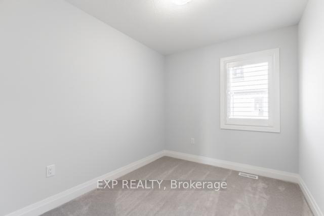 Photo 38 of 21 Bayberry Lane, Hamilton, Mount Hope — HOMEH