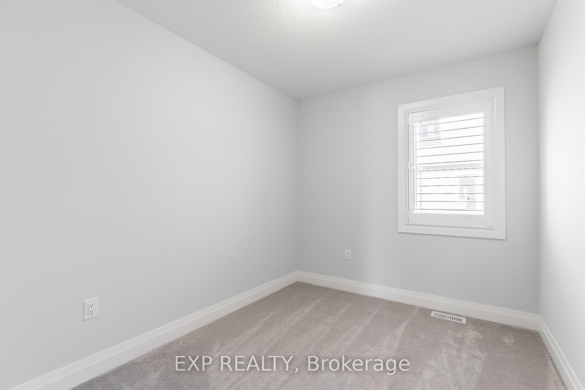 Photo 39 of 21 Bayberry Lane, Hamilton, Mount Hope — HOMEH