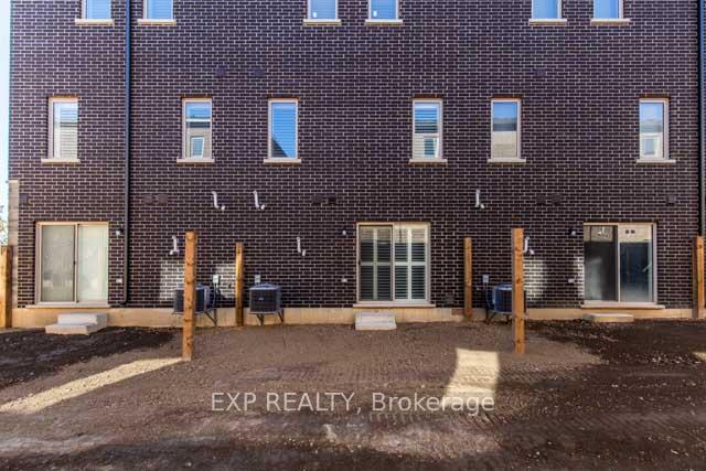 Photo 45 of 21 Bayberry Lane, Hamilton, Mount Hope — HOMEH