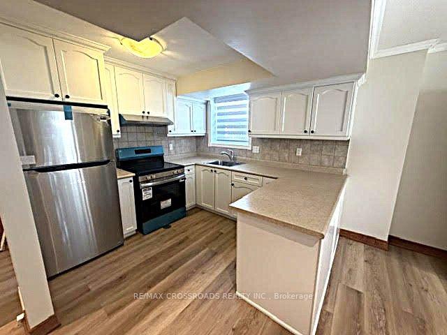 Photo 15 of 65 Romulus Drive, Scarborough, Bendale — HOMEH