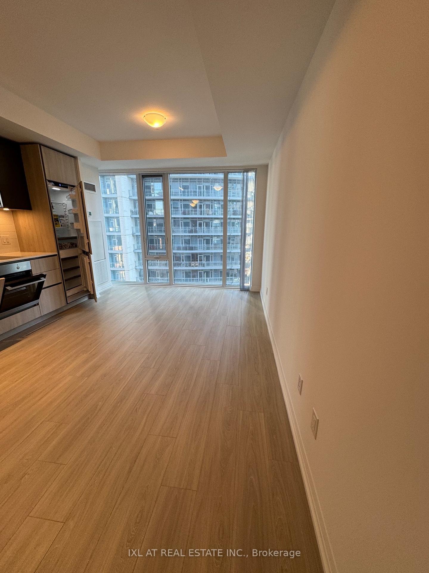 Photo 3 of Unit 1708, 8 Widmer Street, Toronto, Waterfront Communities — HOMEH
