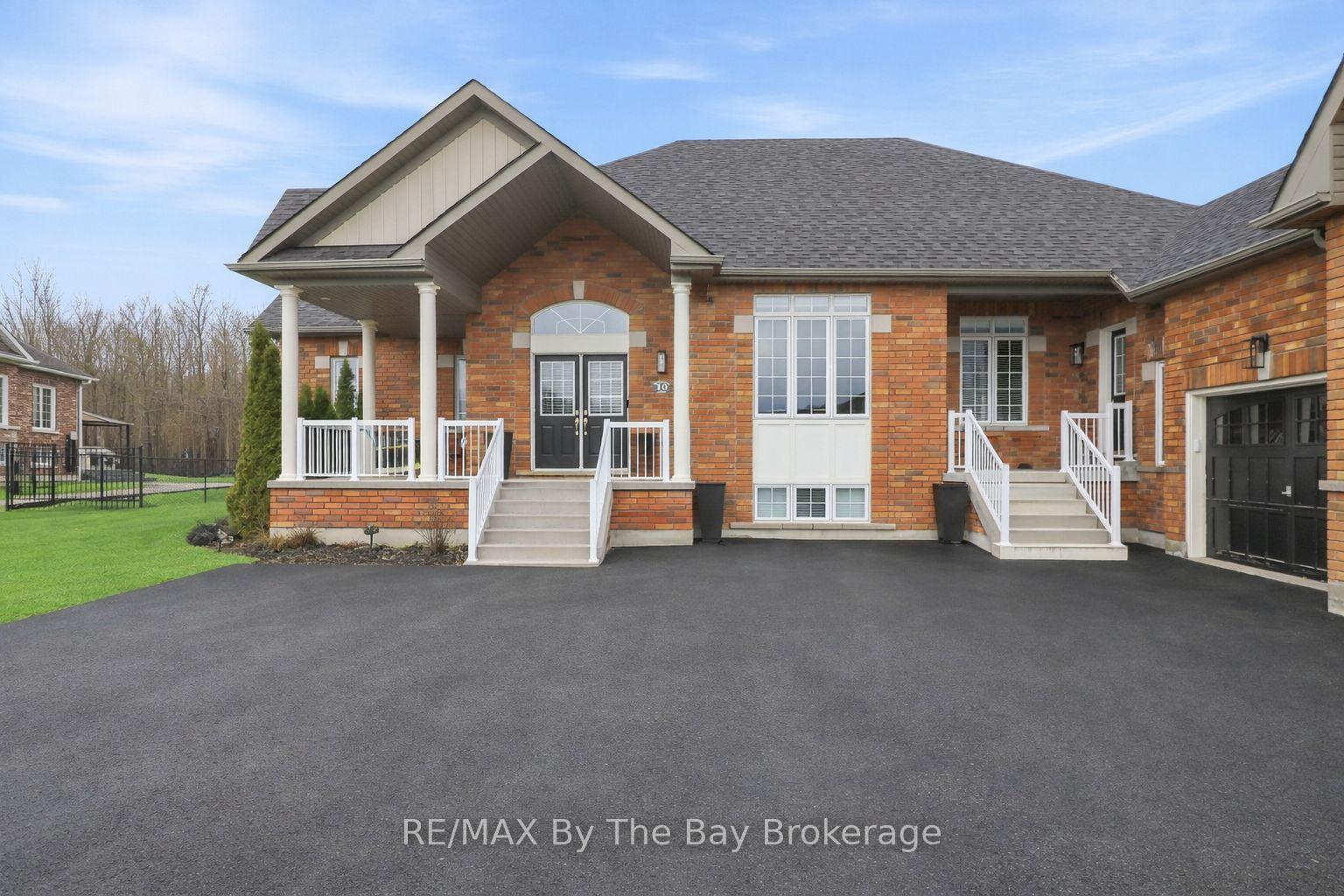 Photo 11 of 10 Basswood Drive, Wasaga Beach — HOMEH