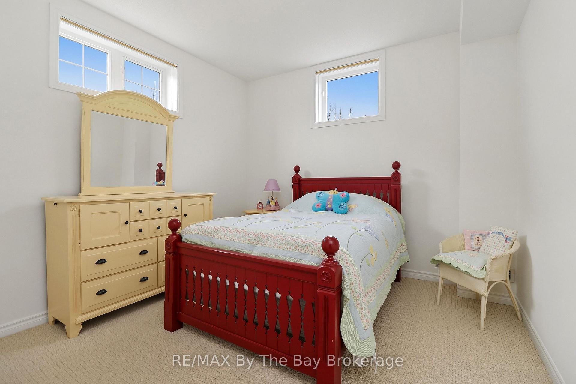 Photo 47 of 10 Basswood Drive, Wasaga Beach — HOMEH