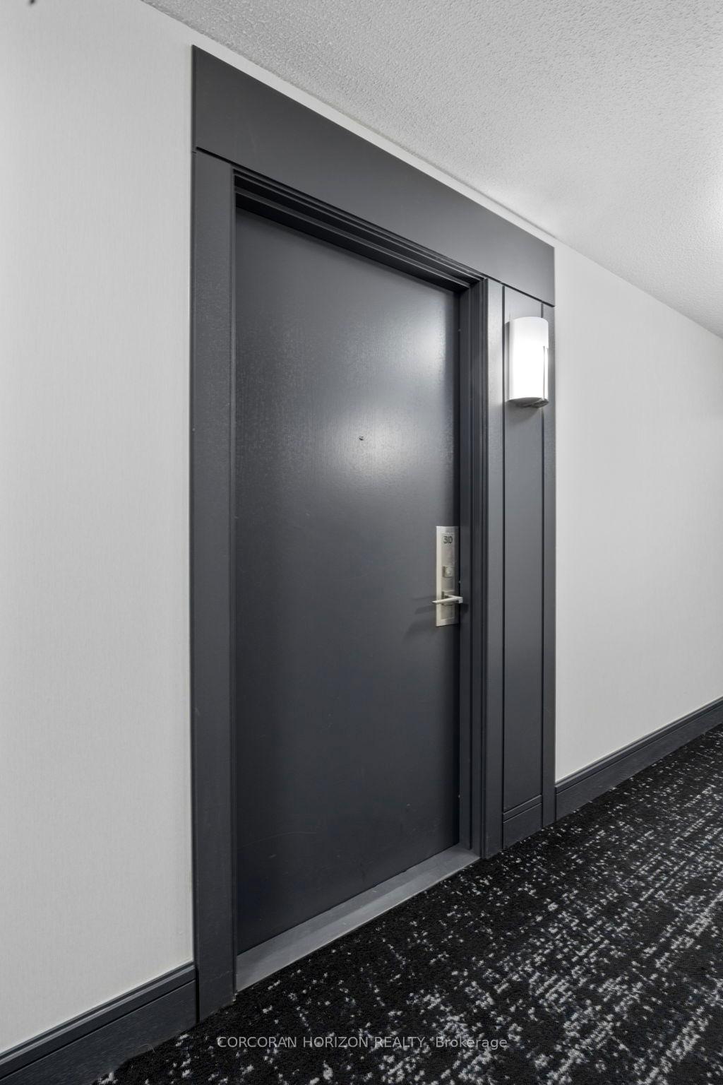 Photo 5 of Unit 310, 1070 Sheppard Avenue W, North York, York University Heights — HOMEH