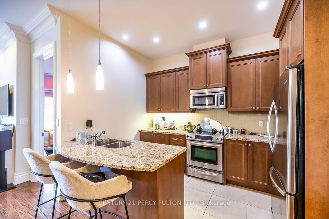 Photo 9 of Unit 405, 1 Verclaire Gate, Markham, Unionville — HOMEH