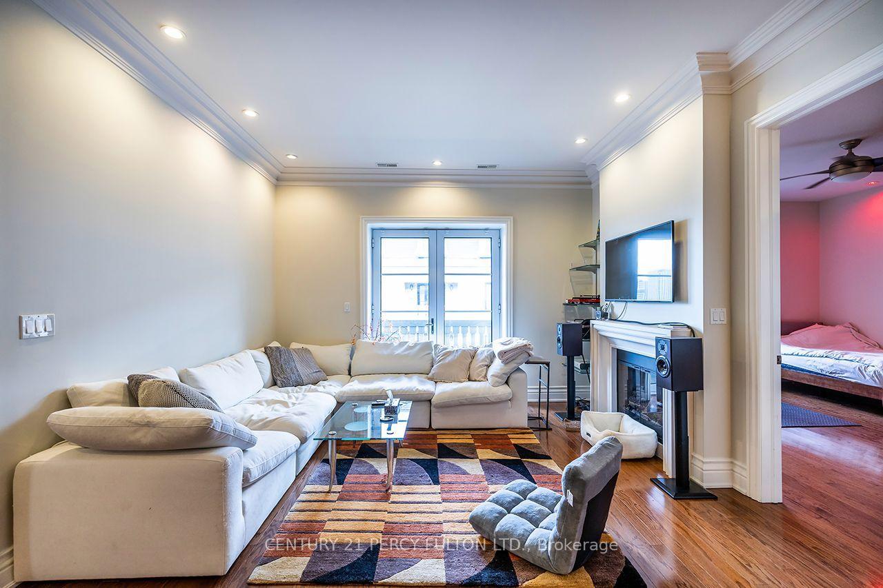 Photo 24 of Unit 405, 1 Verclaire Gate, Markham, Unionville — HOMEH