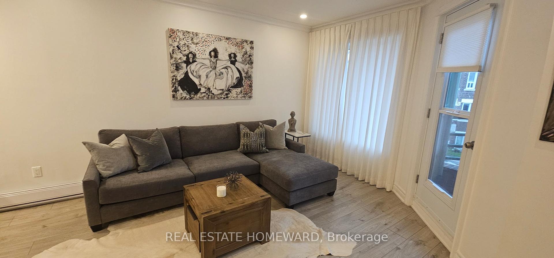 Photo 9 of Unit 5, 122 Glen Manor Drive, Toronto, The Beaches — HOMEH