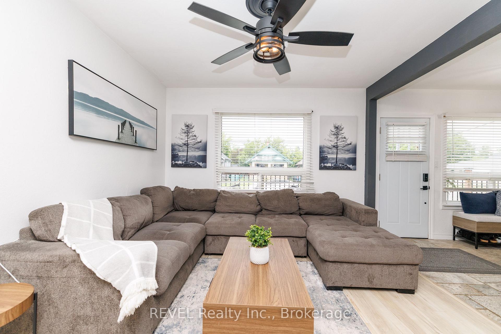 Photo 10 of 4594 Ferguson Street, Niagara Falls, Downtown — HOMEH
