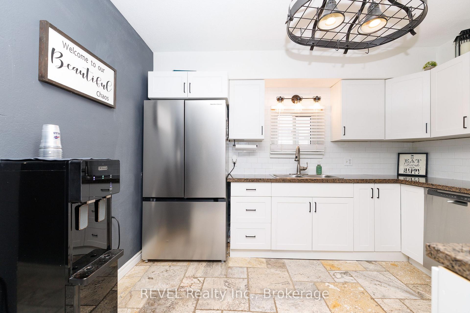 Photo 14 of 4594 Ferguson Street, Niagara Falls, Downtown — HOMEH