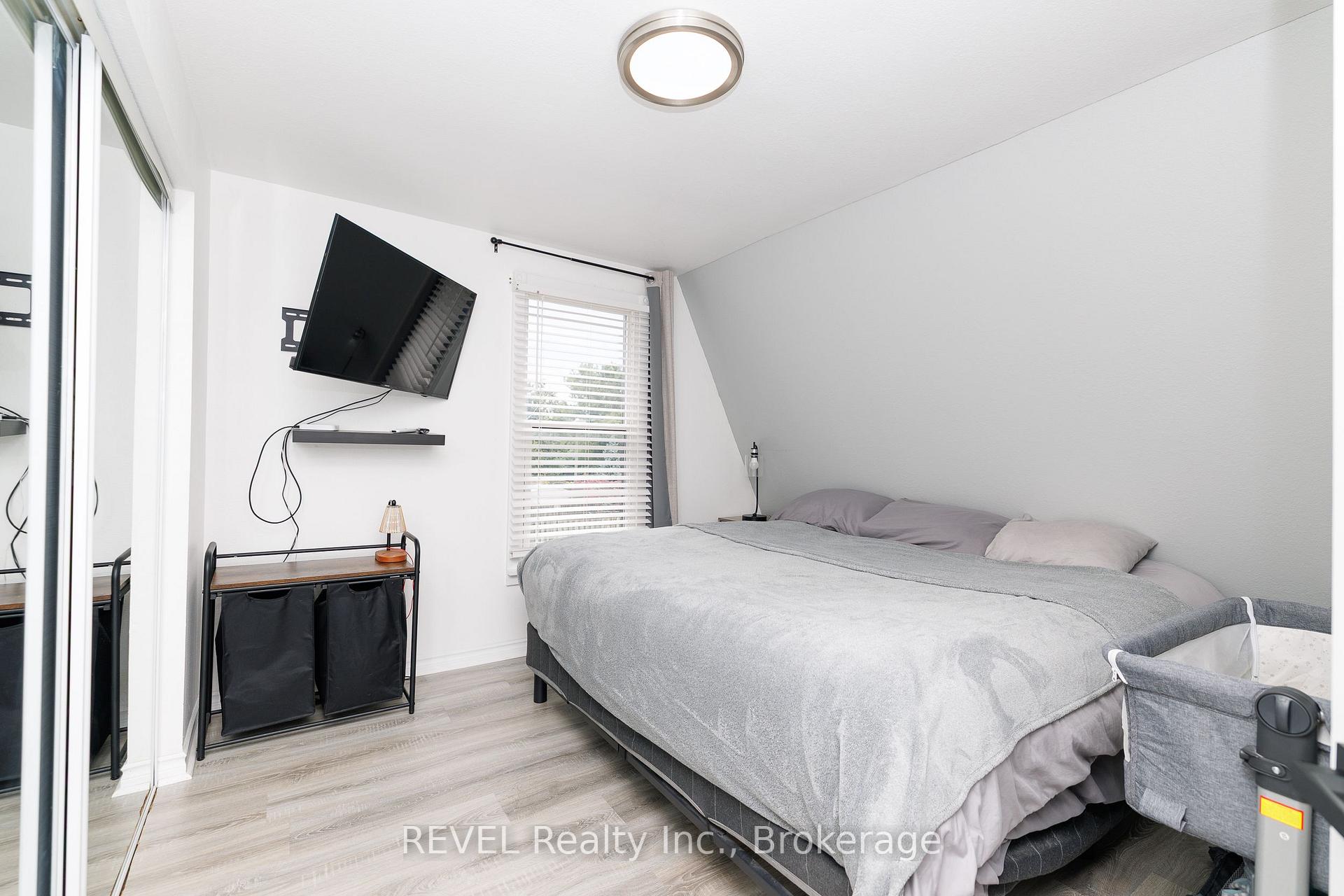 Photo 22 of 4594 Ferguson Street, Niagara Falls, Downtown — HOMEH