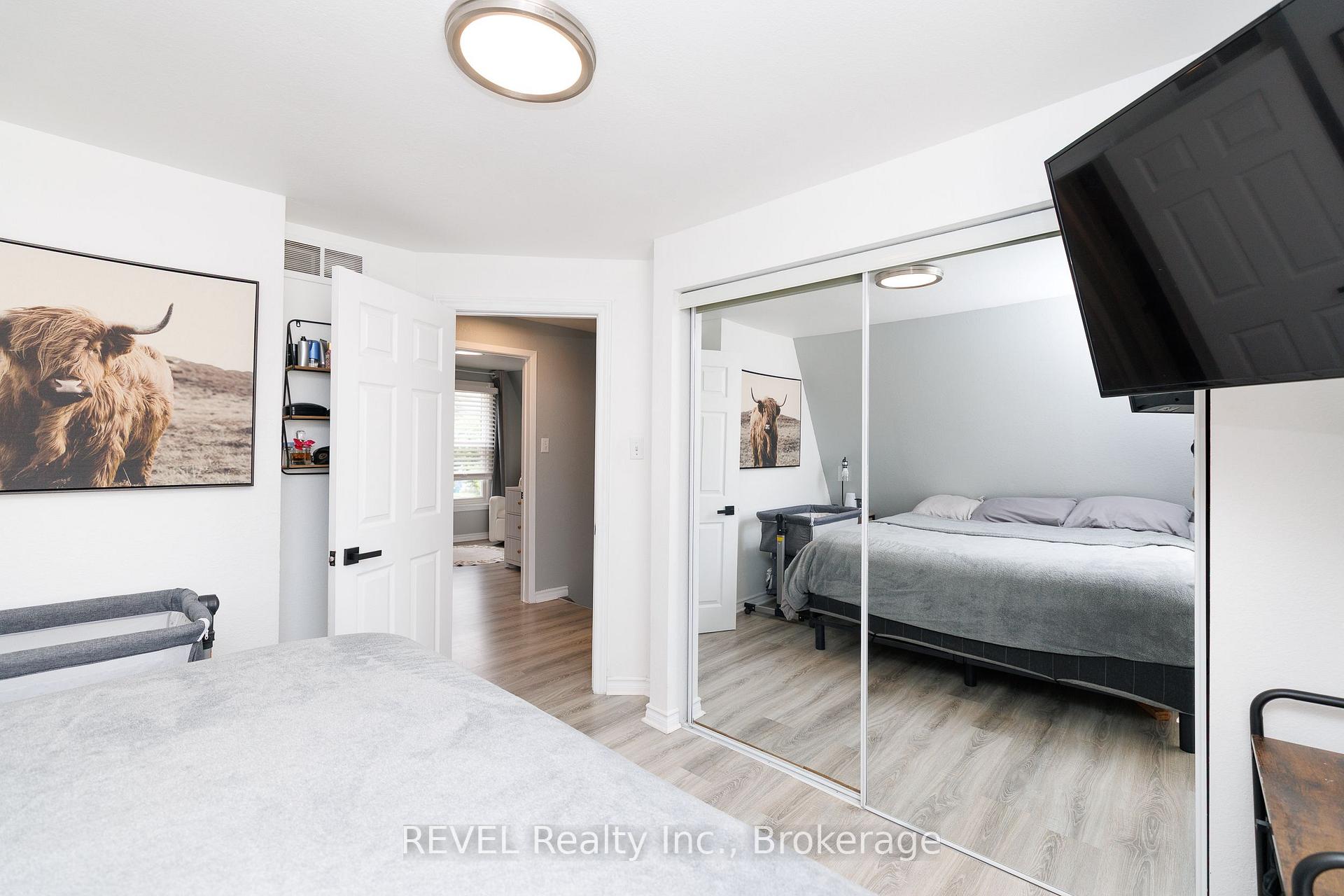 Photo 23 of 4594 Ferguson Street, Niagara Falls, Downtown — HOMEH