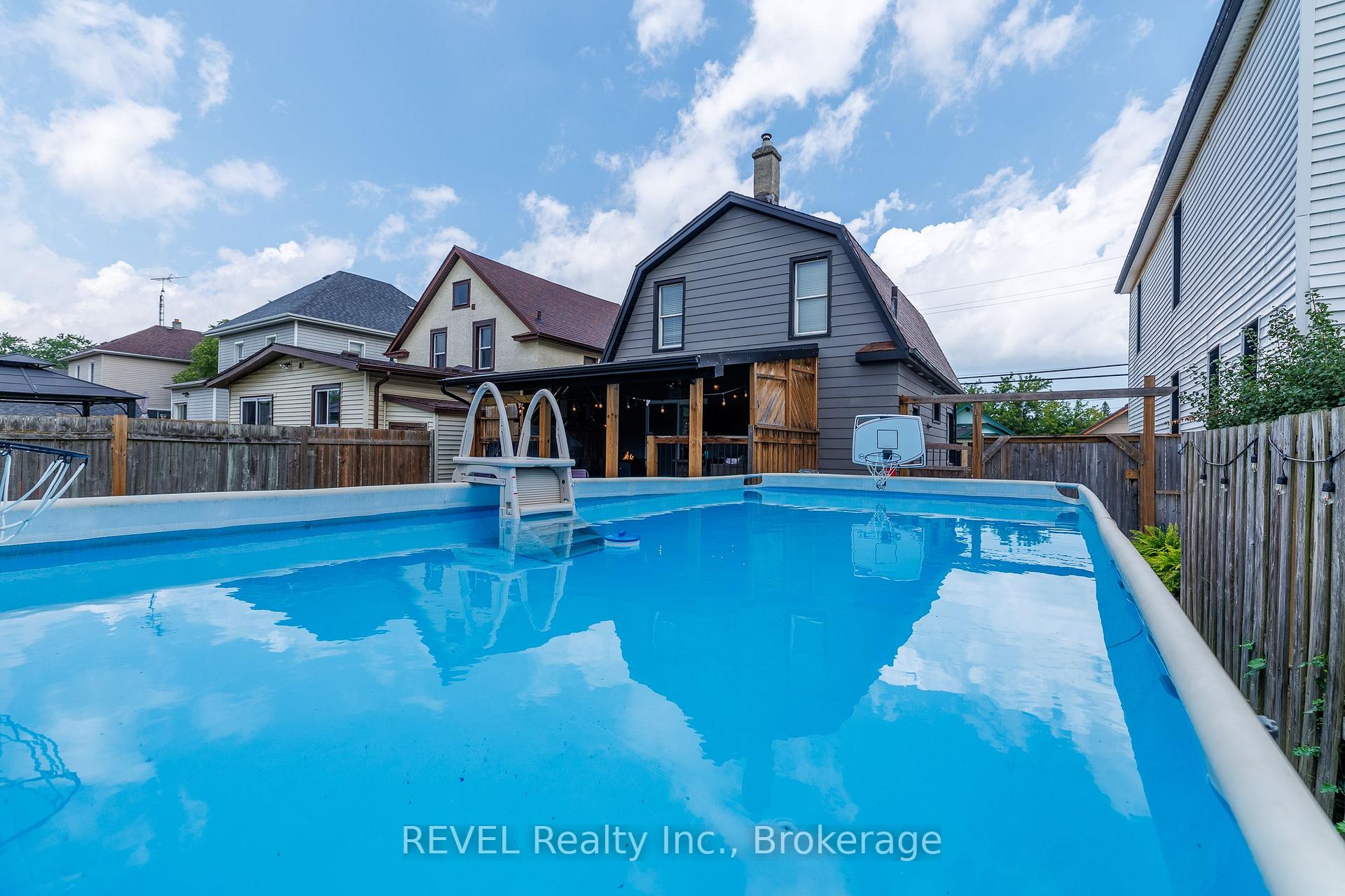 Photo 38 of 4594 Ferguson Street, Niagara Falls, Downtown — HOMEH