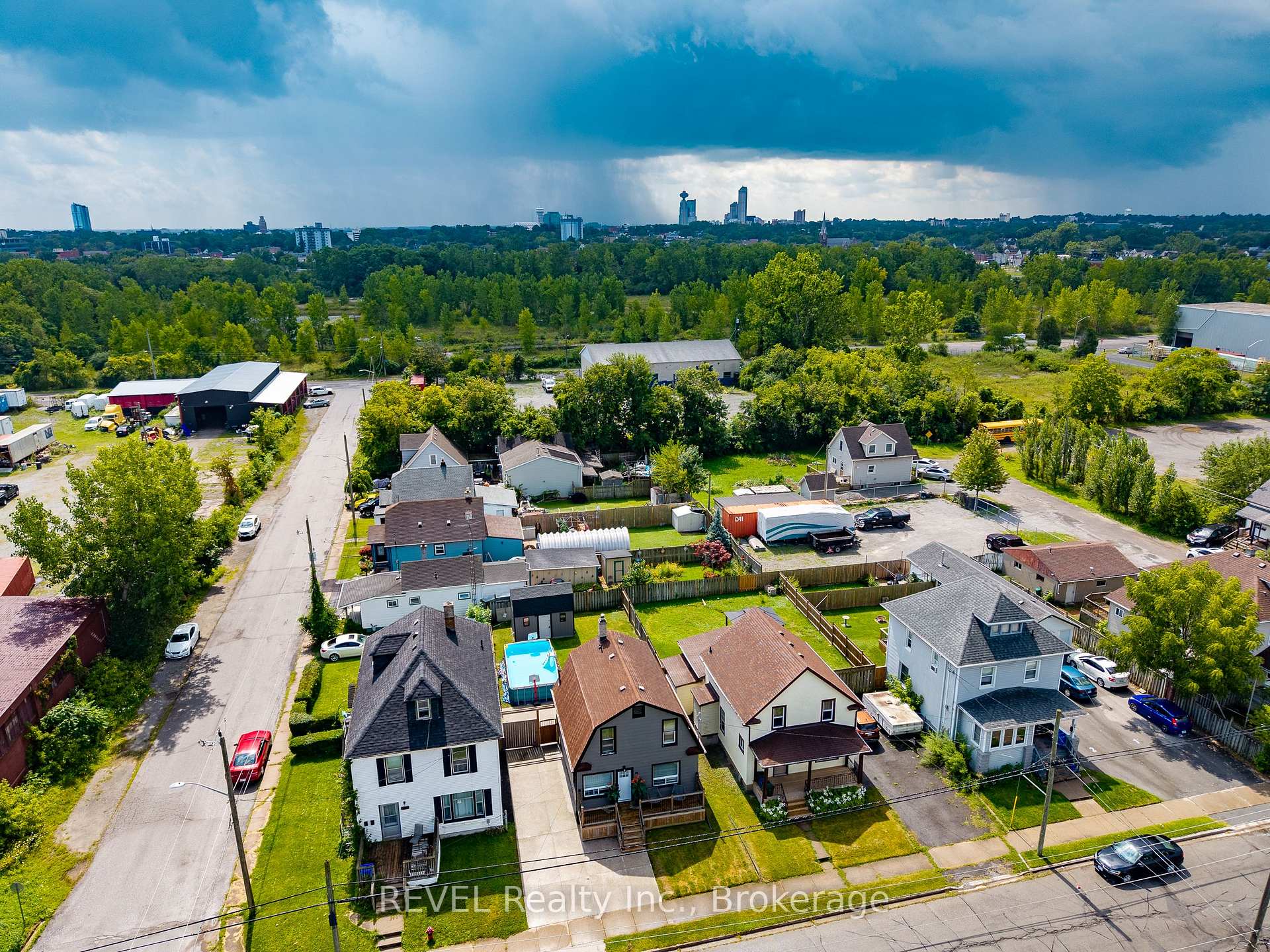 Photo 44 of 4594 Ferguson Street, Niagara Falls, Downtown — HOMEH