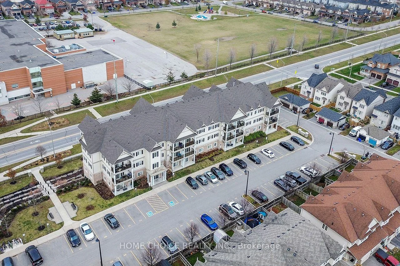 Photo 9 of Unit 105, 1 Sidney Lane, Clarington, Bowmanville — HOMEH