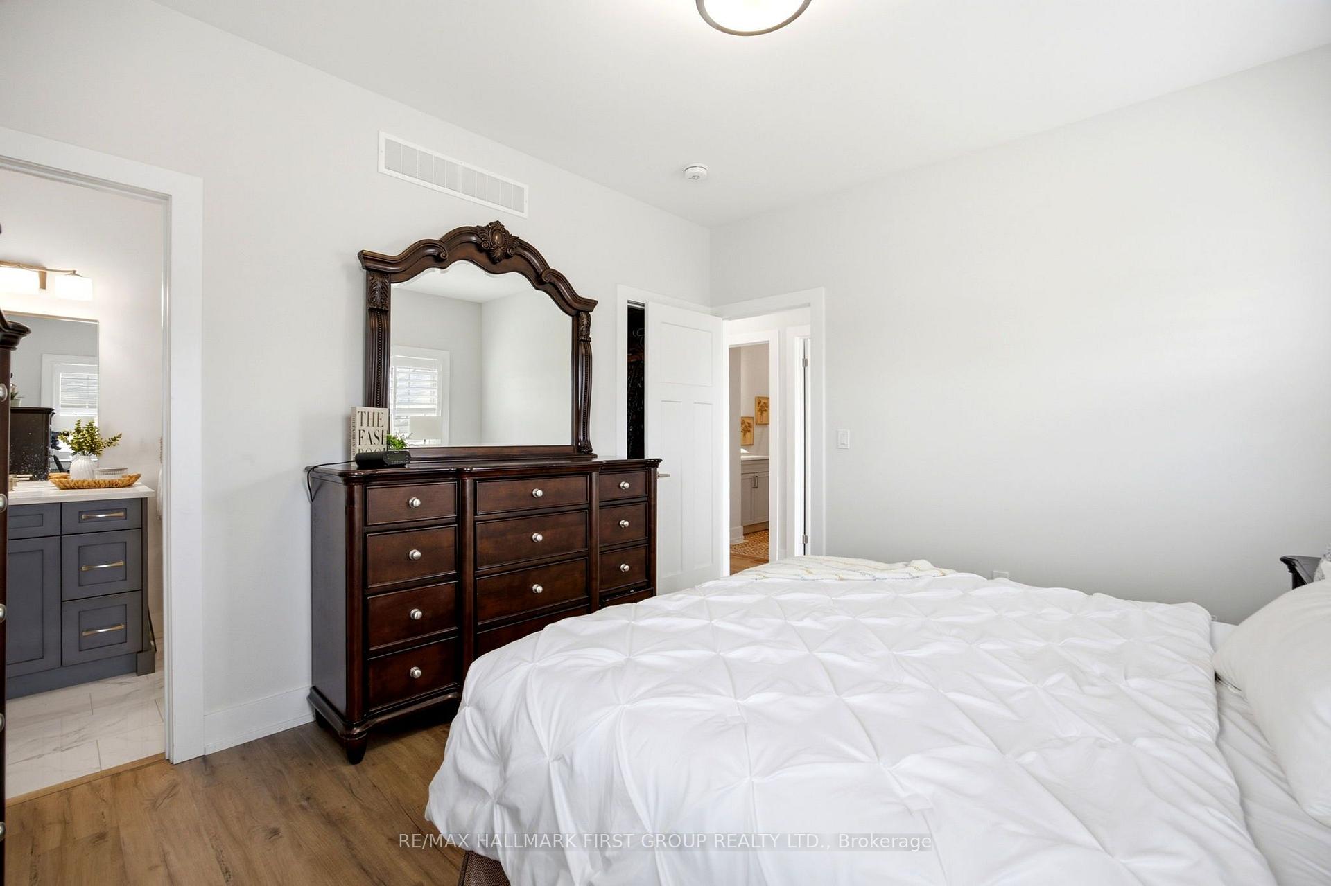 Photo 23 of 2 Braeburn Street, Brighton — HOMEH