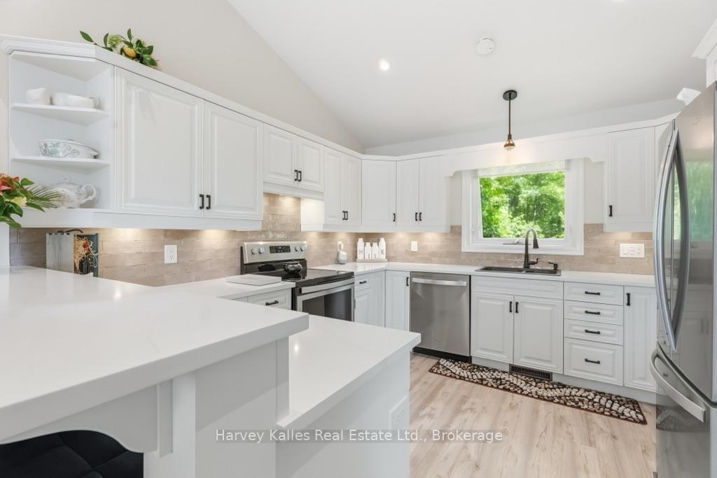 Photo 11 of 40 Wilson Road, Seguin — HOMEH