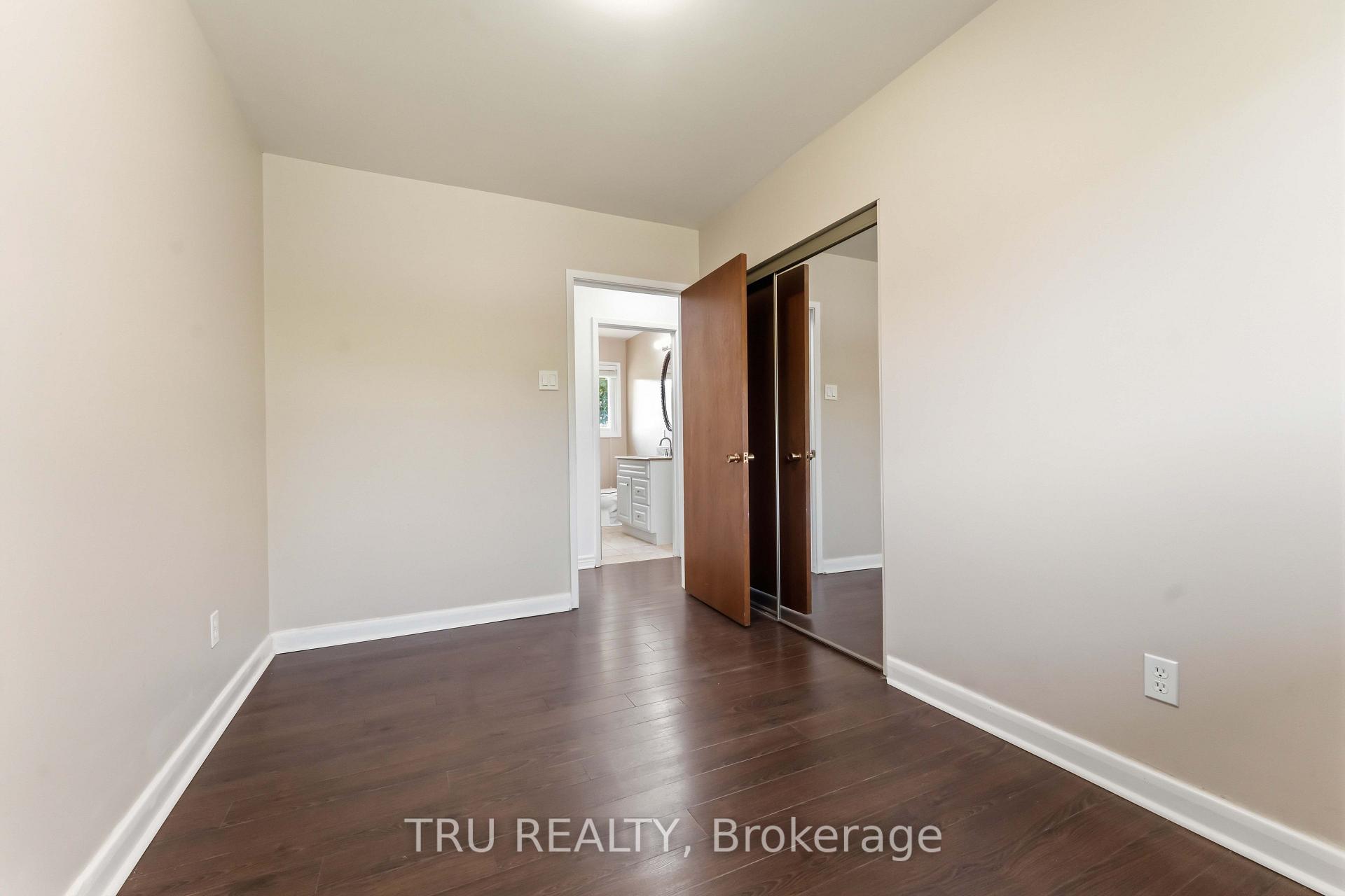 Photo 25 of 19 Ellery Crescent, Ottawa, Bells Corners — HOMEH