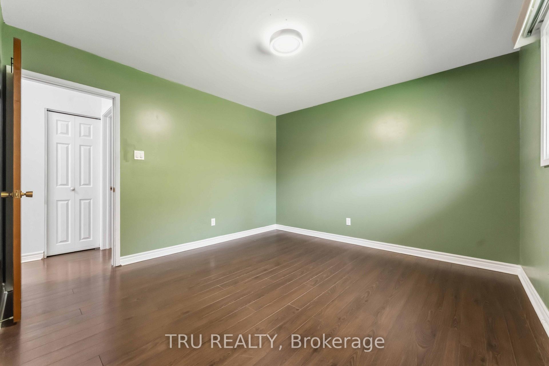 Photo 27 of 19 Ellery Crescent, Ottawa, Bells Corners — HOMEH