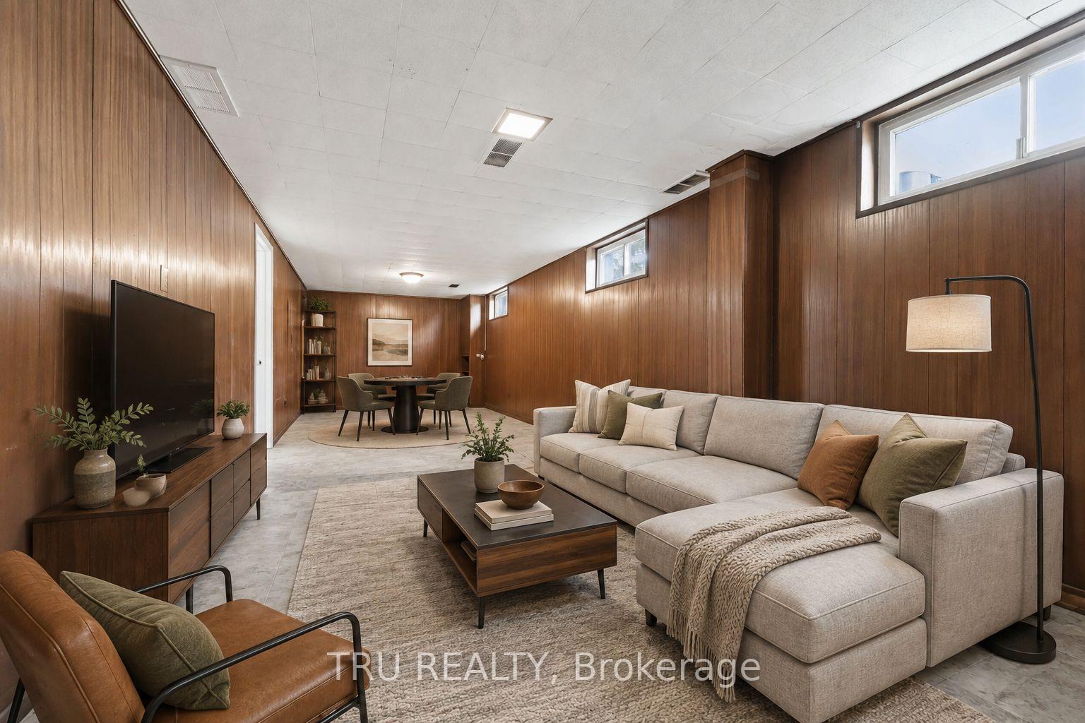 Photo 36 of 19 Ellery Crescent, Ottawa, Bells Corners — HOMEH