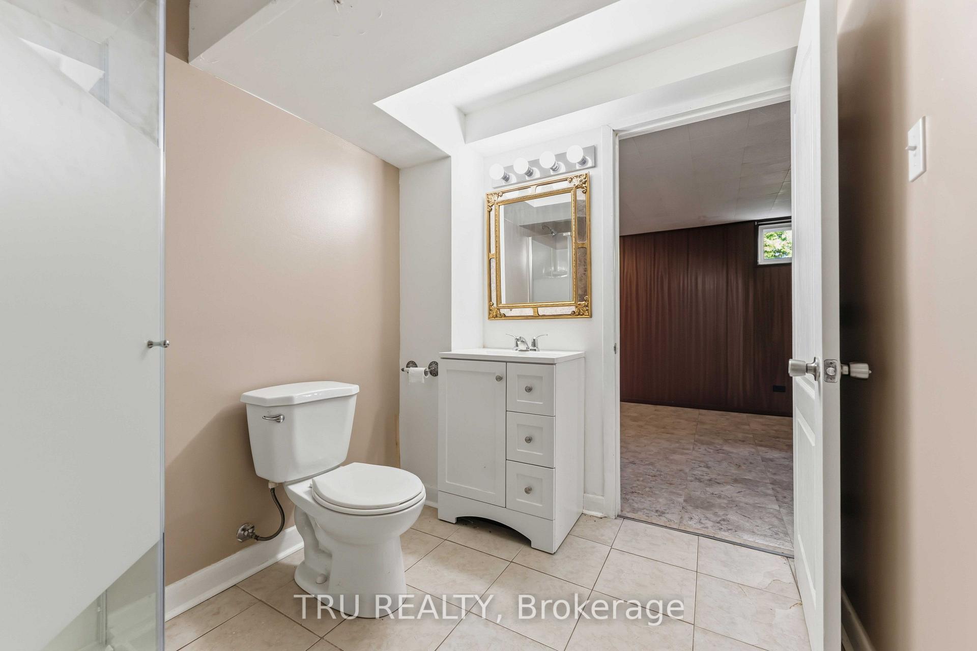 Photo 38 of 19 Ellery Crescent, Ottawa, Bells Corners — HOMEH