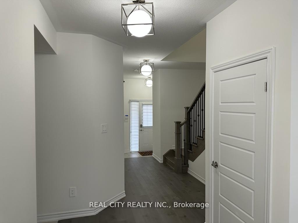 Photo 2 of 25 Whitton Dr. Street, Brant, Paris — HOMEH