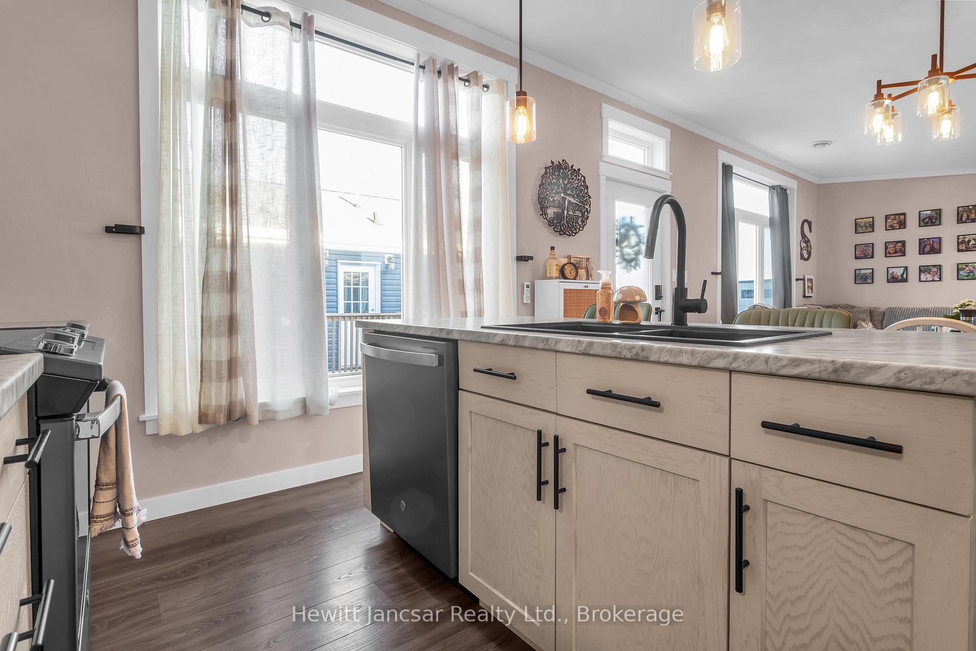 Photo 12 of Unit 617, 99 Fourth Concession Road, Brant, Burford — HOMEH