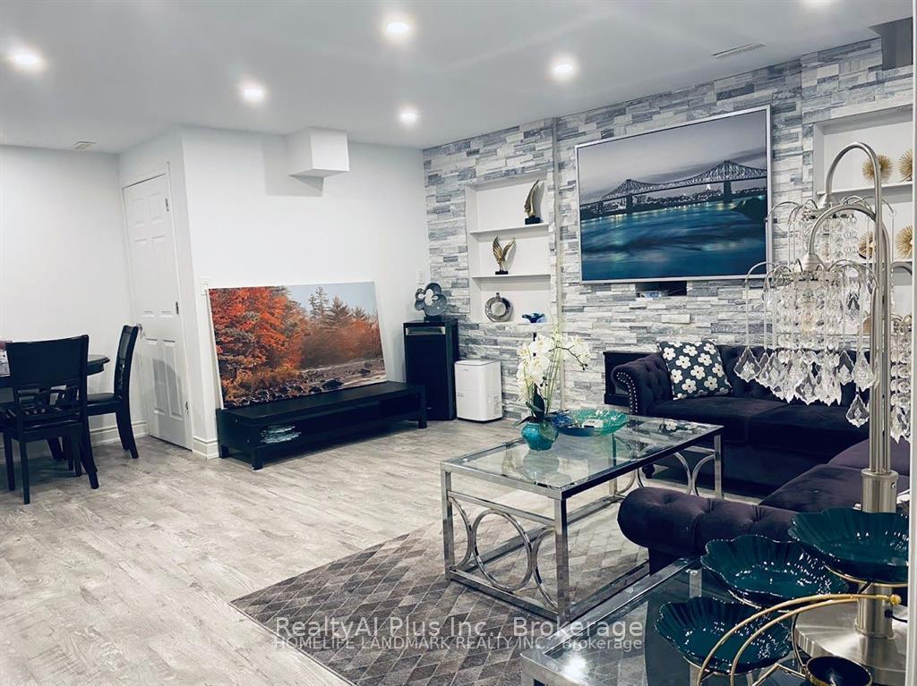Photo 4 of Unit Bsmt, 80 Batchford Crescent, Markham, Box Grove — HOMEH
