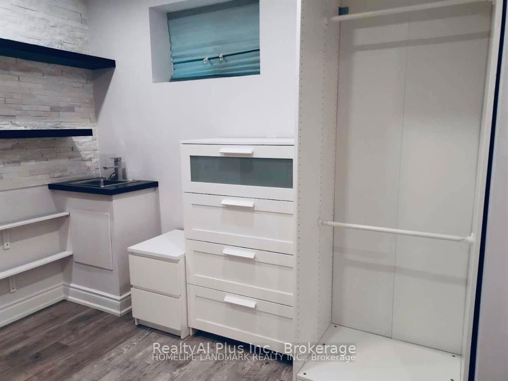 Photo 17 of Unit Bsmt, 80 Batchford Crescent, Markham, Box Grove — HOMEH