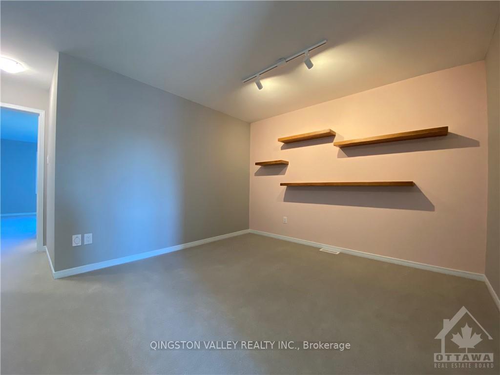 Photo 12 of 489 Cope Drive, Ottawa, Kanata - Emerald Meadows/Trailwest — HOMEH
