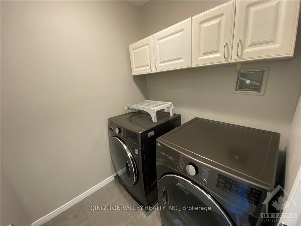 Photo 23 of 489 Cope Drive, Ottawa, Kanata - Emerald Meadows/Trailwest — HOMEH