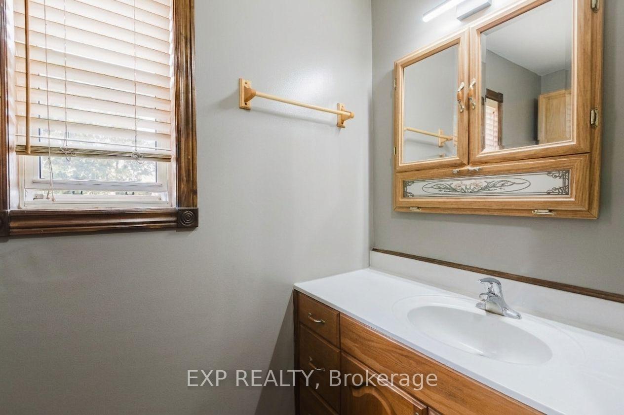 Photo 14 of 9819 Onieda Road, Southwold, Shedden — HOMEH