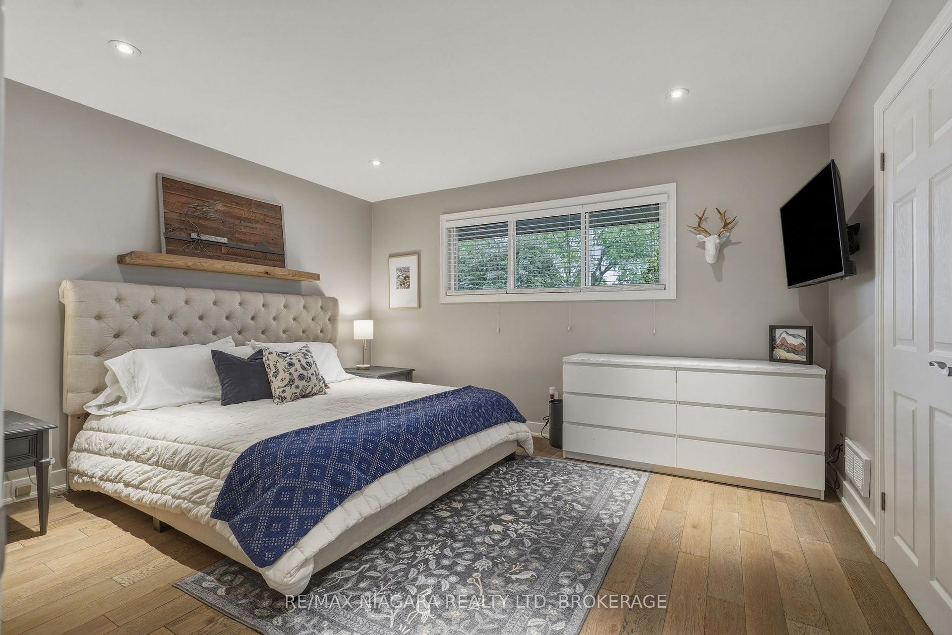 Photo 53 of 9 Youngblut Avenue, St. Catharines, Vine/Linwell — HOMEH