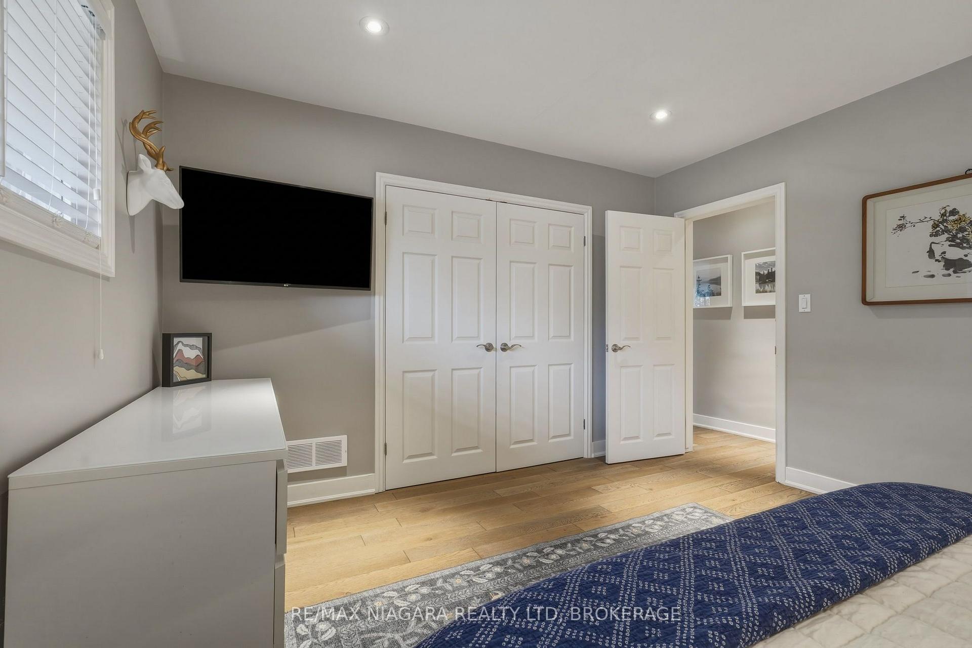 Photo 58 of 9 Youngblut Avenue, St. Catharines, Vine/Linwell — HOMEH