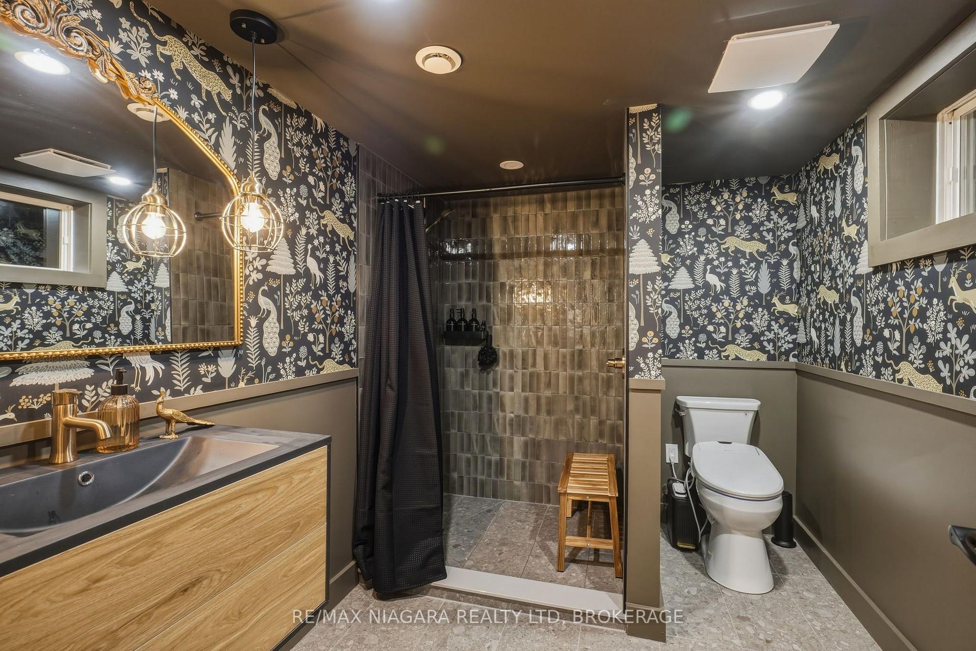 Photo 73 of 9 Youngblut Avenue, St. Catharines, Vine/Linwell — HOMEH