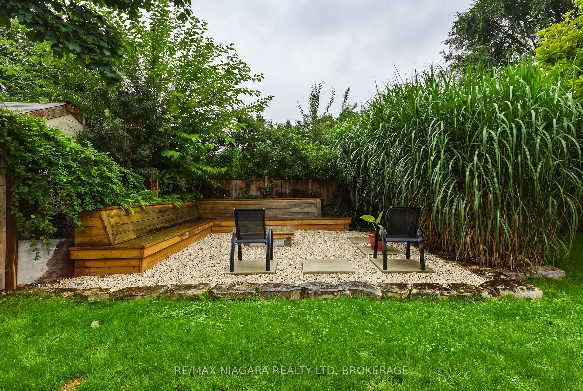 Photo 81 of 9 Youngblut Avenue, St. Catharines, Vine/Linwell — HOMEH