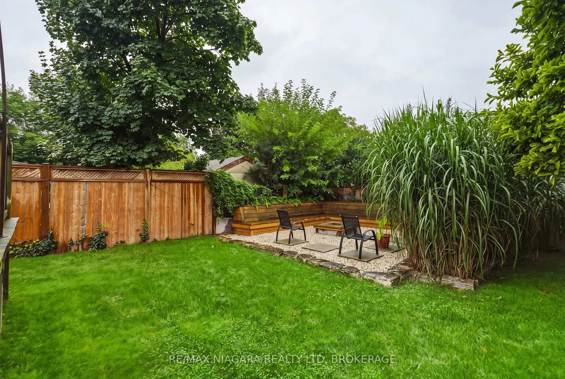 Photo 16 of 9 Youngblut Avenue, St. Catharines, Vine/Linwell — HOMEH