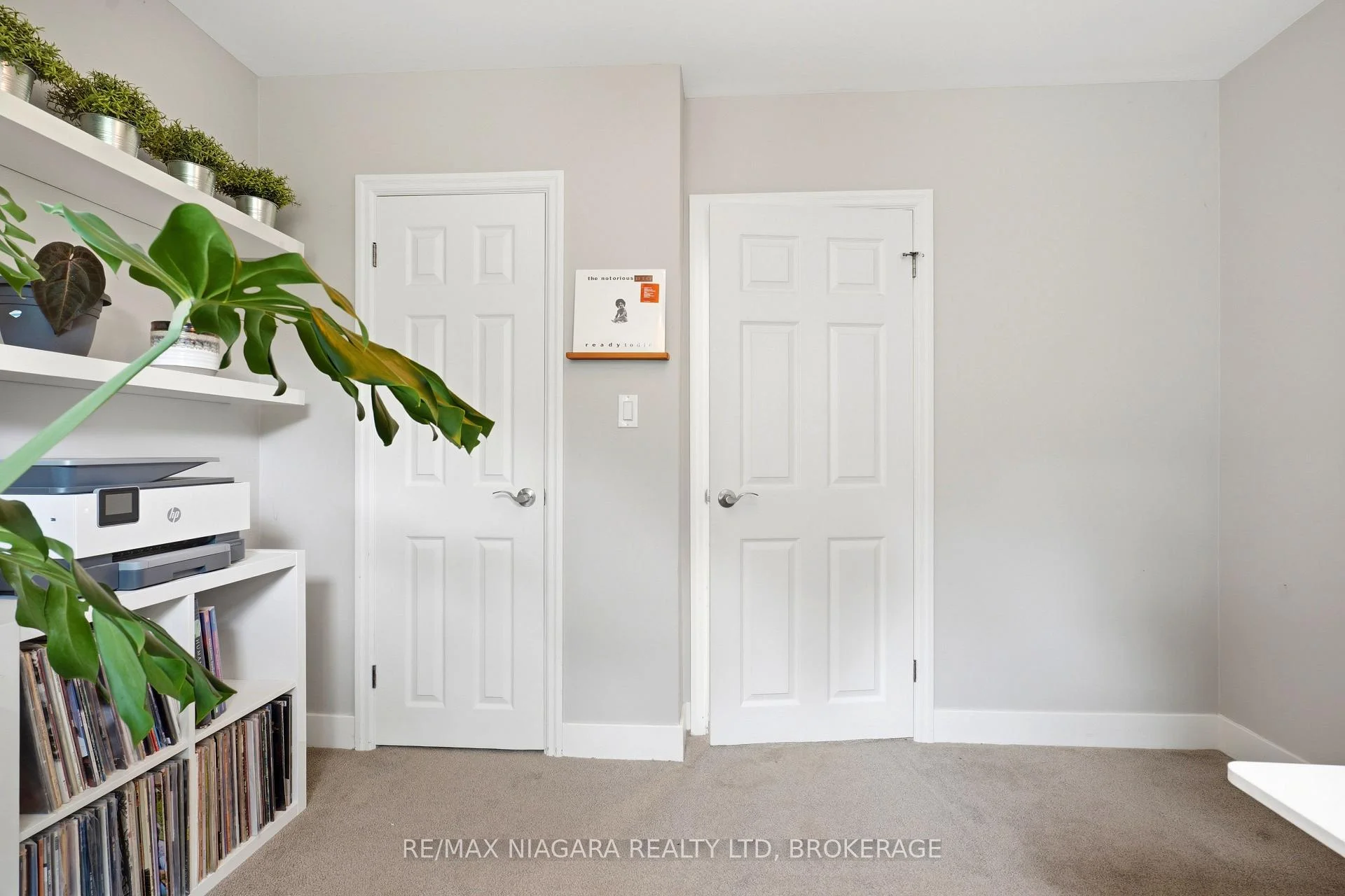 Photo 41 of 9 Youngblut Avenue, St. Catharines, Vine/Linwell — HOMEH